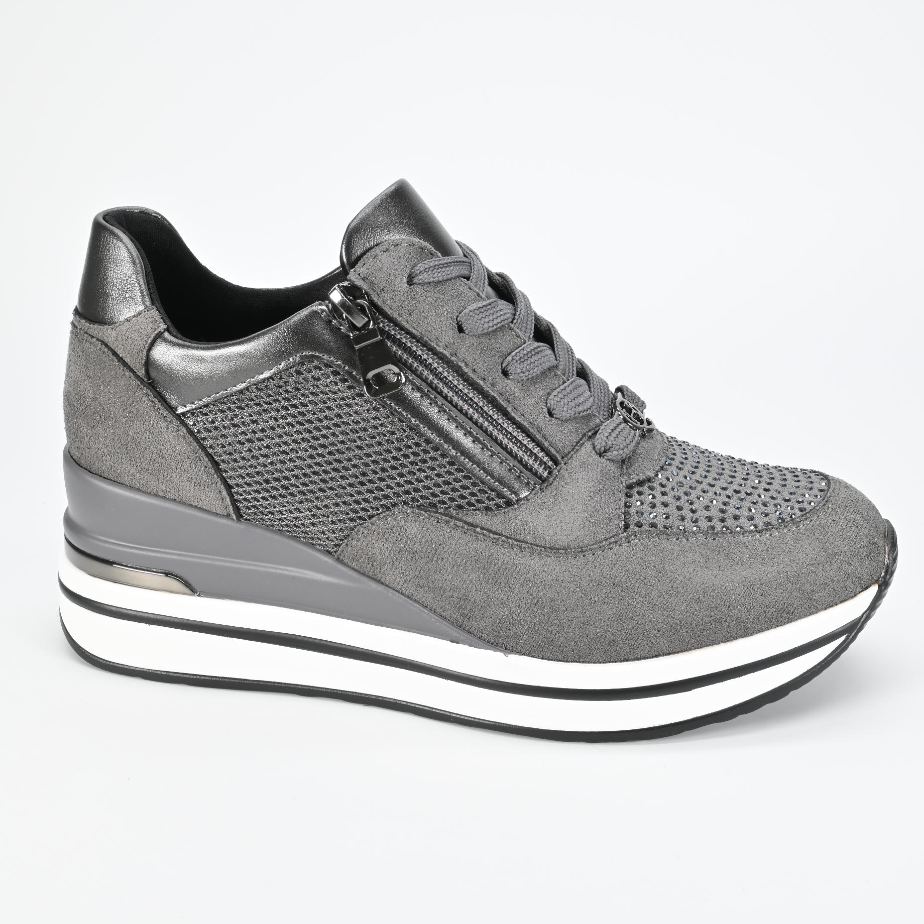 Queen helena ingrosso best sale calzature